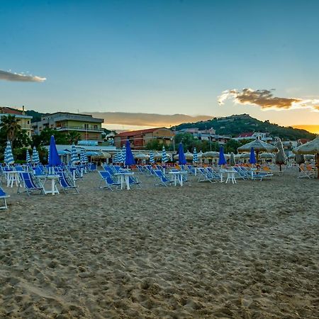 Hotel Miramare - سيلفي مارينا المظهر الخارجي الصورة